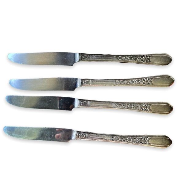 Lot of 4 Floral Pattern Knives 1938 Simeon L & George H Rogers Co. Silverplated - Picture 1 of 8